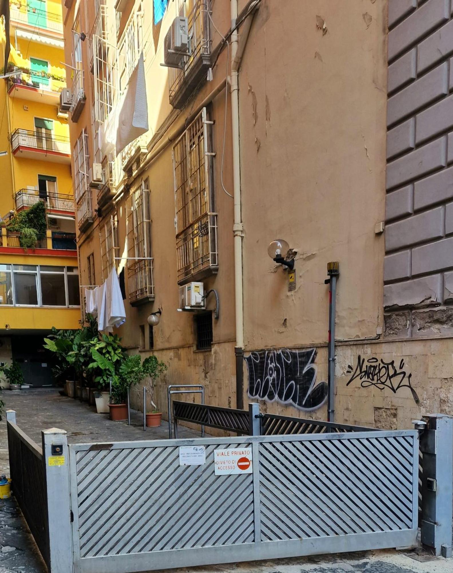 Faccia Gialla Napoli Casa Vacanze エクステリア 写真