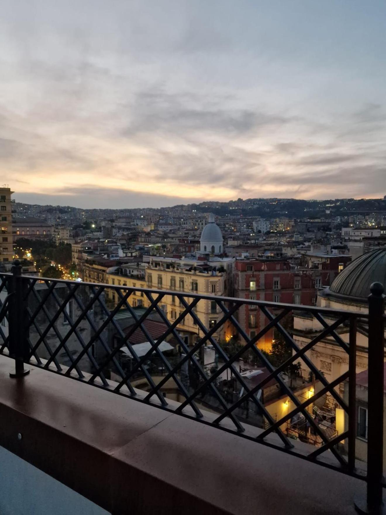 Faccia Gialla Napoli Casa Vacanze エクステリア 写真