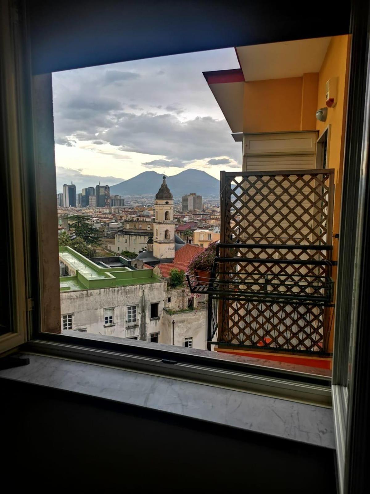 Faccia Gialla Napoli Casa Vacanze エクステリア 写真